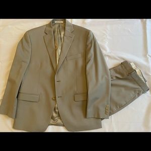 Lauren Ralph Lauren Men’s suit